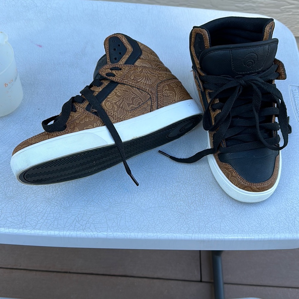 Osiris boys shoes Hardly worn